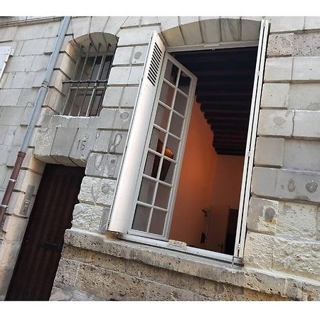 Havre De Paix Avec Exterieur Au Coeur Du Vieux Tours Appartement Buitenkant foto