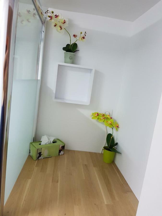 Havre De Paix Avec Exterieur Au Coeur Du Vieux Tours Appartement Buitenkant foto